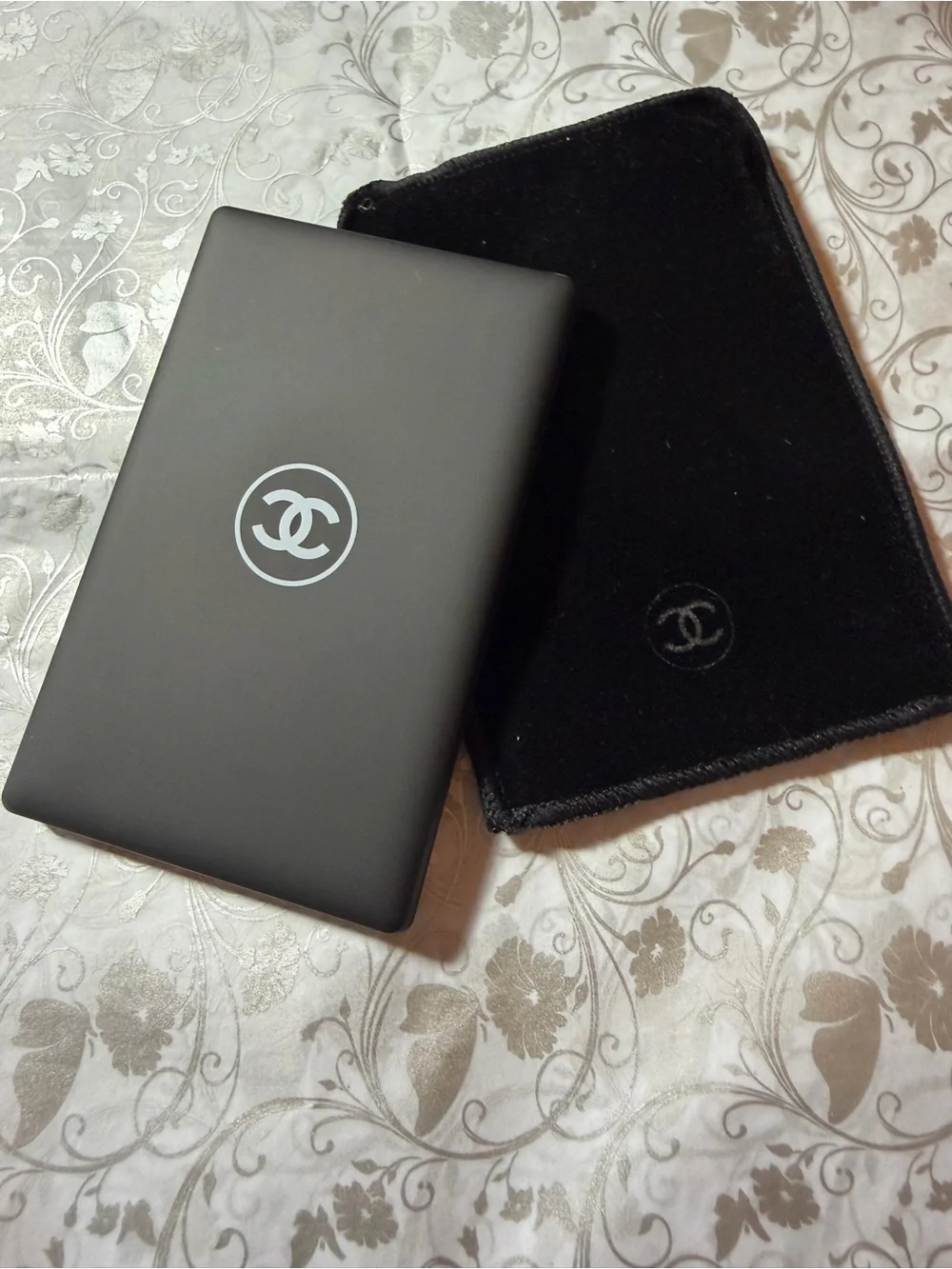 CHANEL Black and Gold Double Facette Mirror Duo